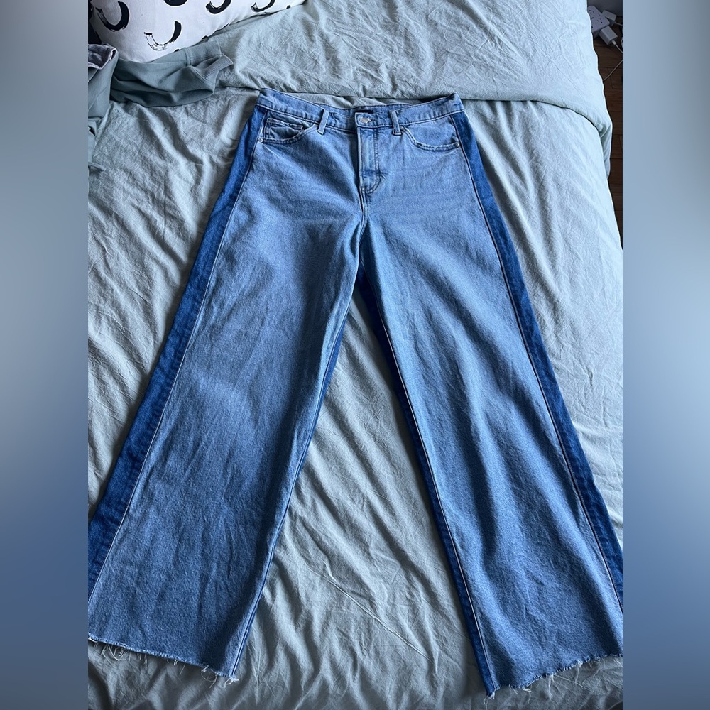 Express Two-Tone Light & Dark Blue Wide Leg Jeans - Picture 2 of 12